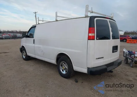 2008 Chevrolet Express Work Van из США, поврежденный, VIN 1GCFG15XX81132738